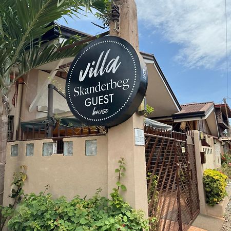 Villa Skanderbeg Guest House Puerto Princesa Eksteriør billede